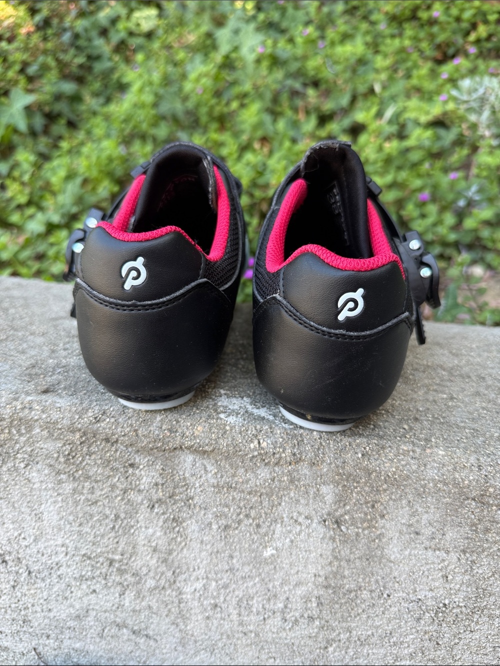 Peloton Riding Shoes - Picture 4 of 6